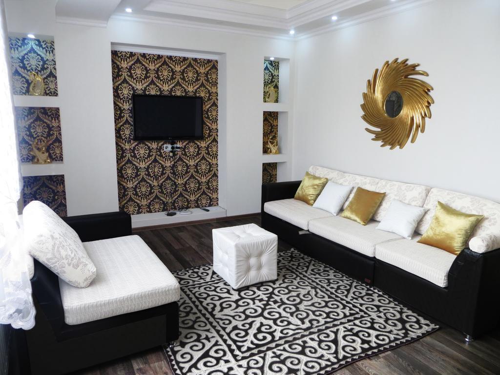 Maximus Apartament Bishkek Exterior photo
