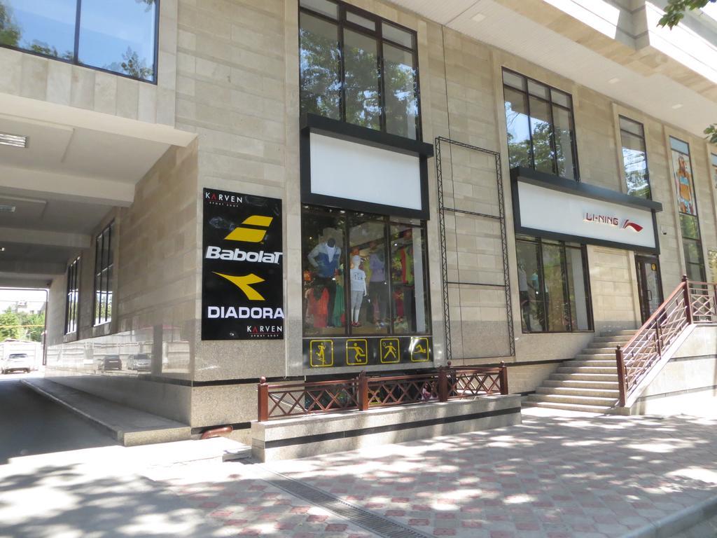 Maximus Apartament Bishkek Exterior photo